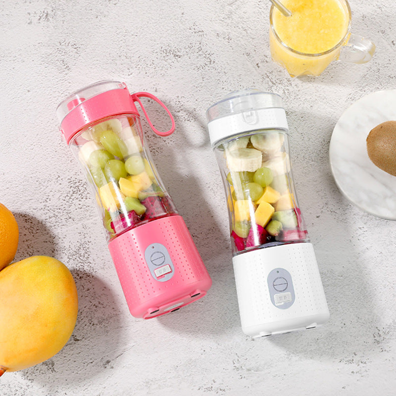 Portable Blender,Personal Blender with USB Rechargeable Mini Fruit Juice Mixer,Personal Size Blender for Smoothies and Shakes Mini Juicer Cup Travel