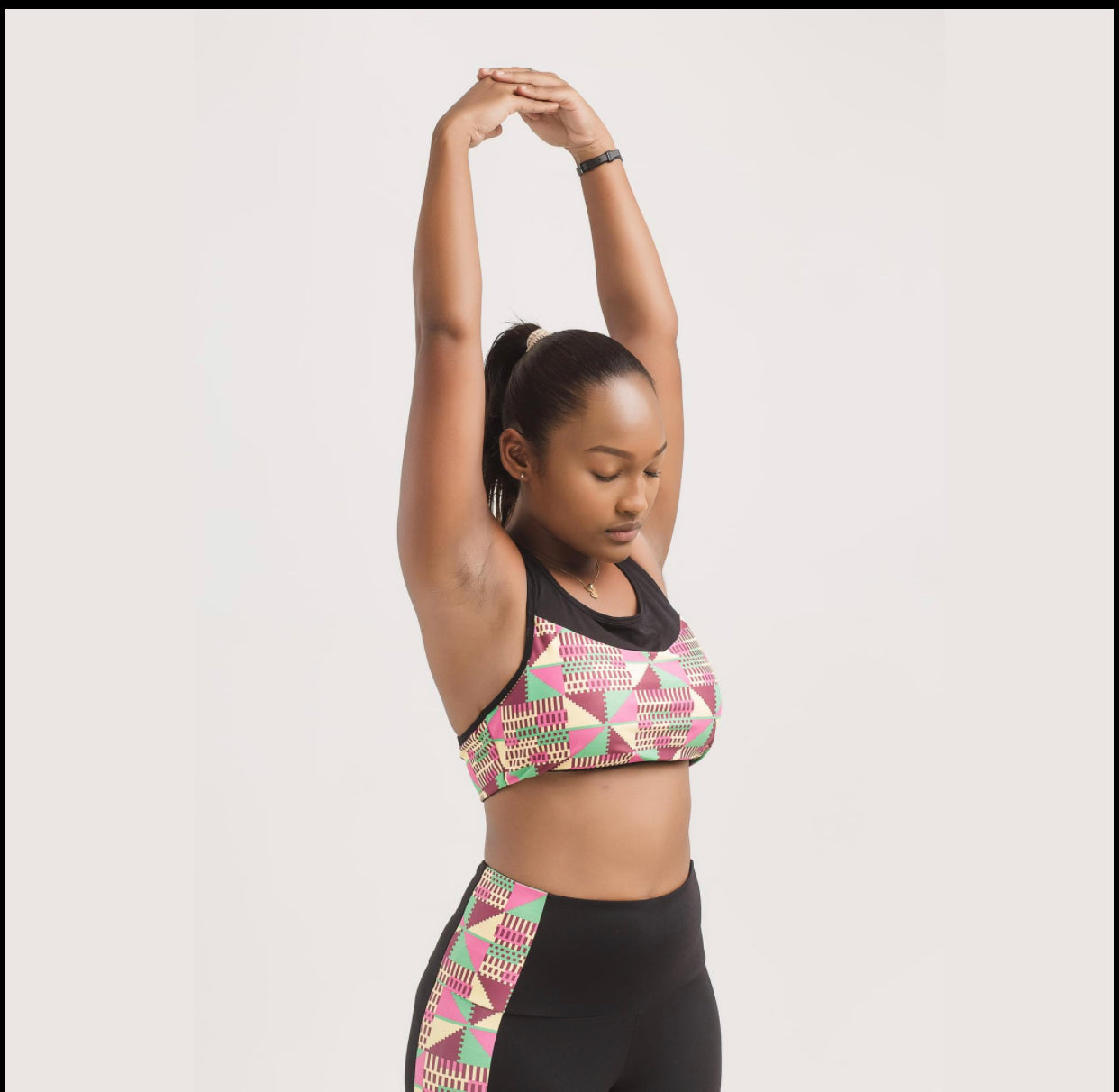 SERWAAH sports bra